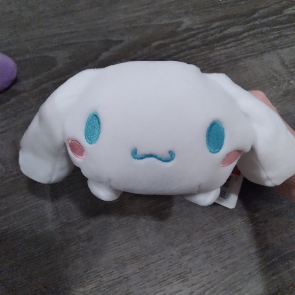 Sanrio Cinnamoroll plush cardholder